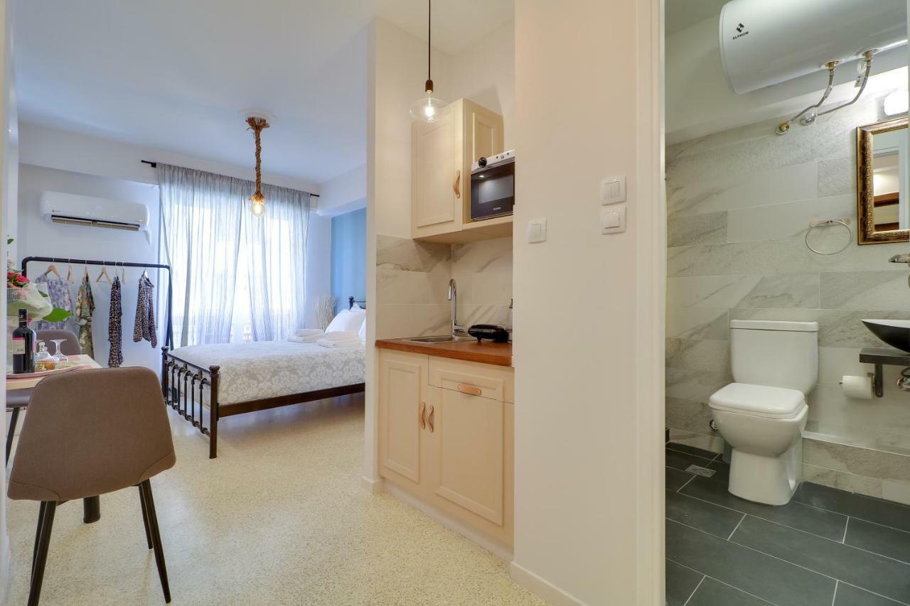 Stylish, Comfy Suite In The Heart Of Athènes Extérieur photo