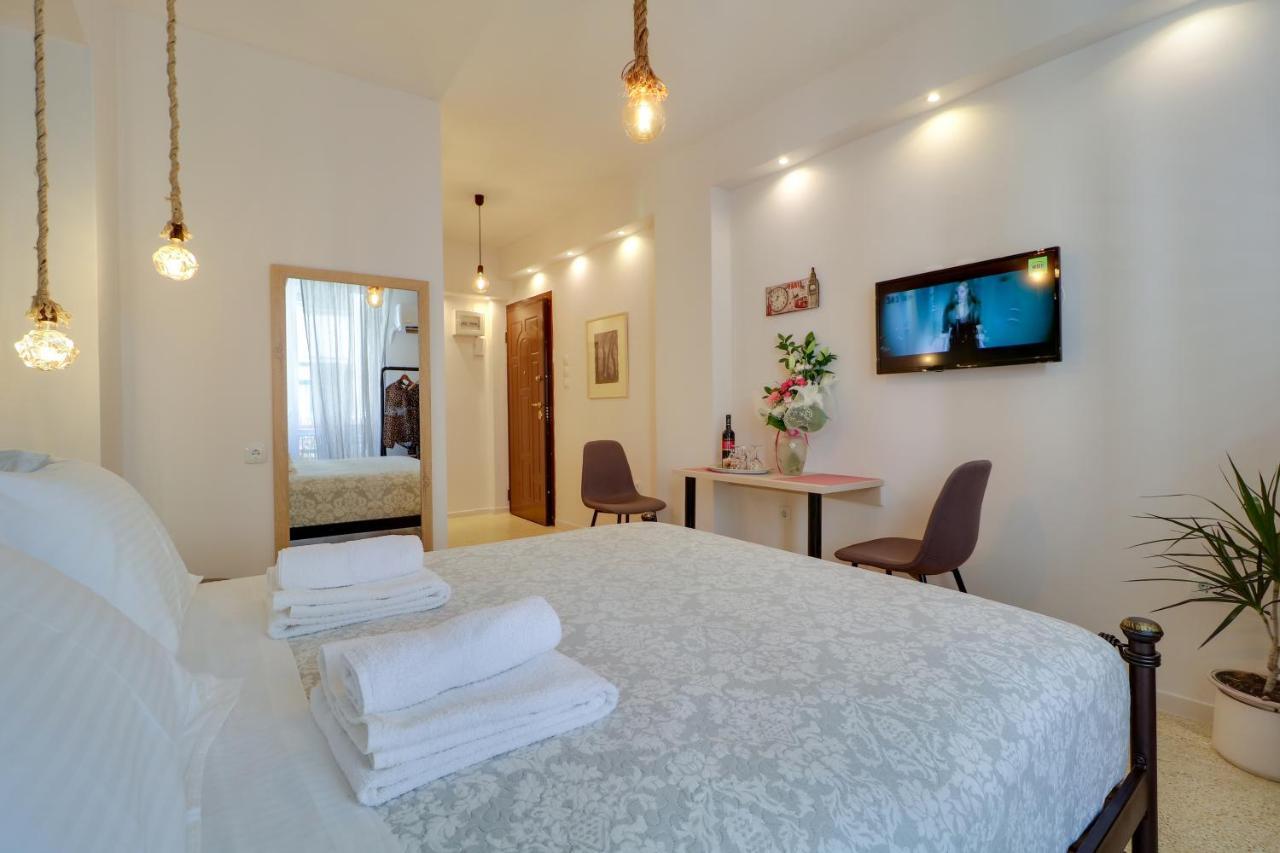 Stylish, Comfy Suite In The Heart Of Athènes Extérieur photo